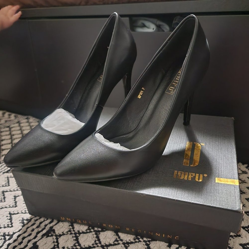 IDIFU Women's IN4 Classic Pointed Toe High Heels Pumps